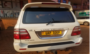 4x4 Land Cruiser V8 Rental Uganda